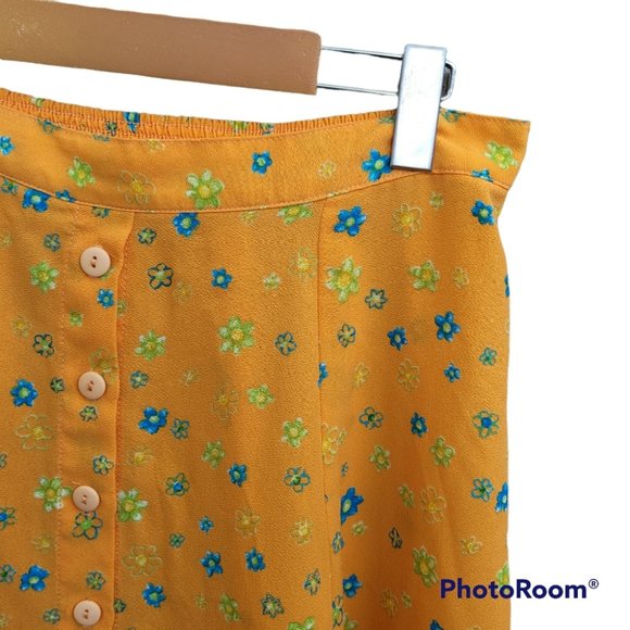 All Over Ditsy Floral Print Skirt Button Down - Picture 3 of 7